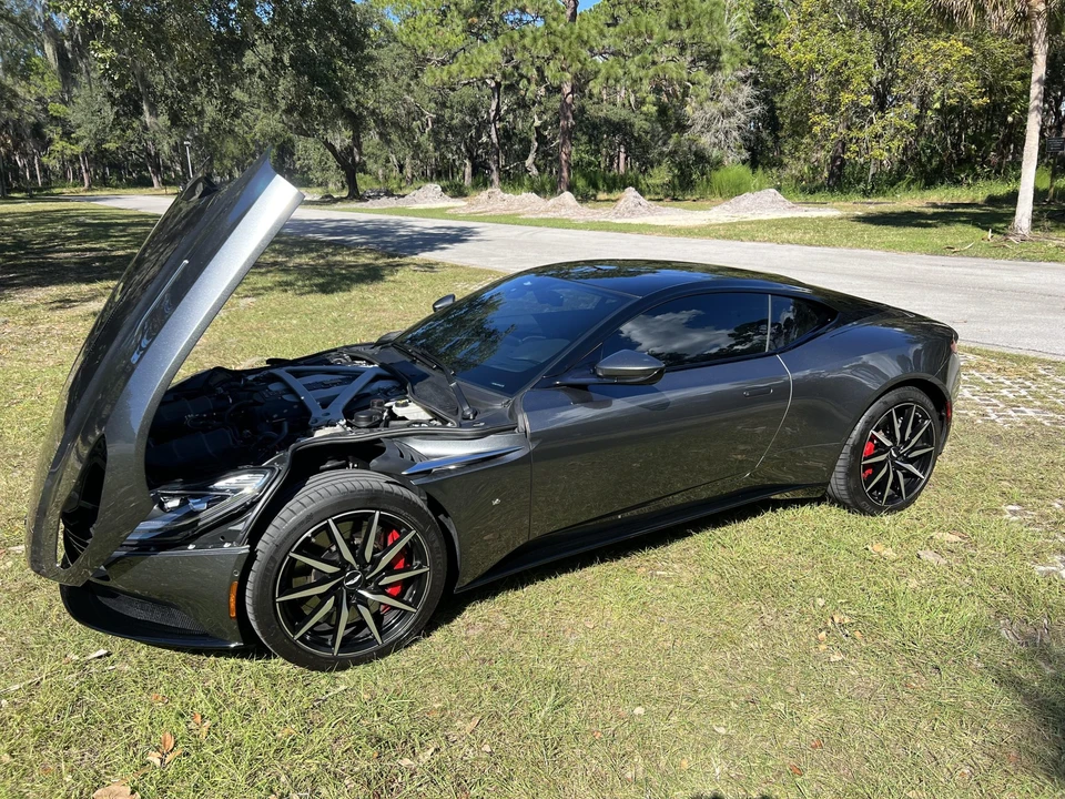 2017 Aston Martin DB11 V12 - Image 22 of 31