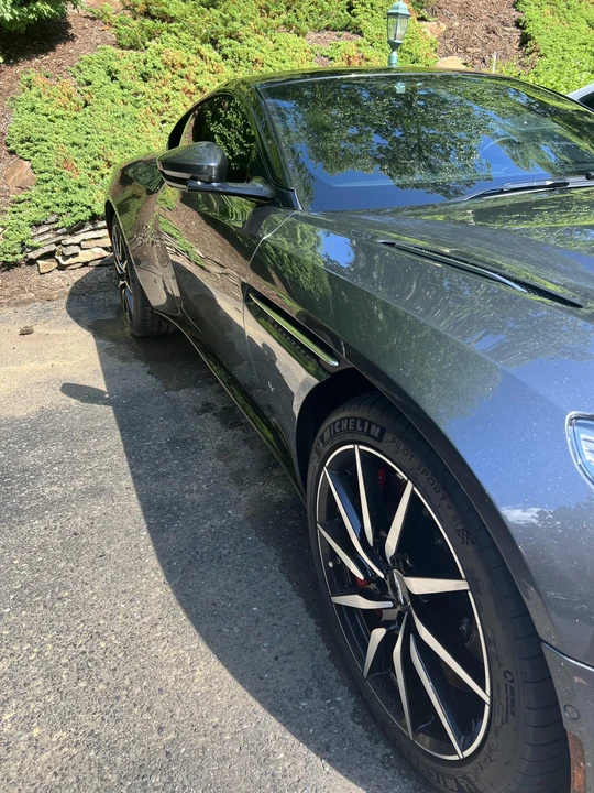2017 Aston Martin DB11 V12 - Image 26 of 31