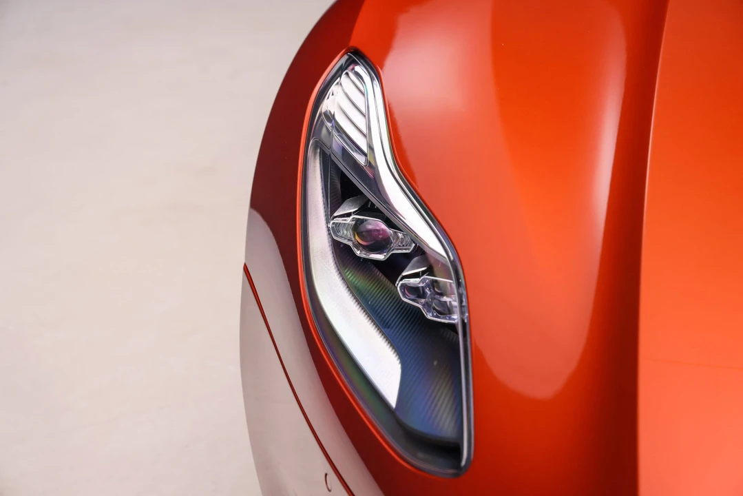 2017 Aston Martin DB11 V12 - Image 21 of 31