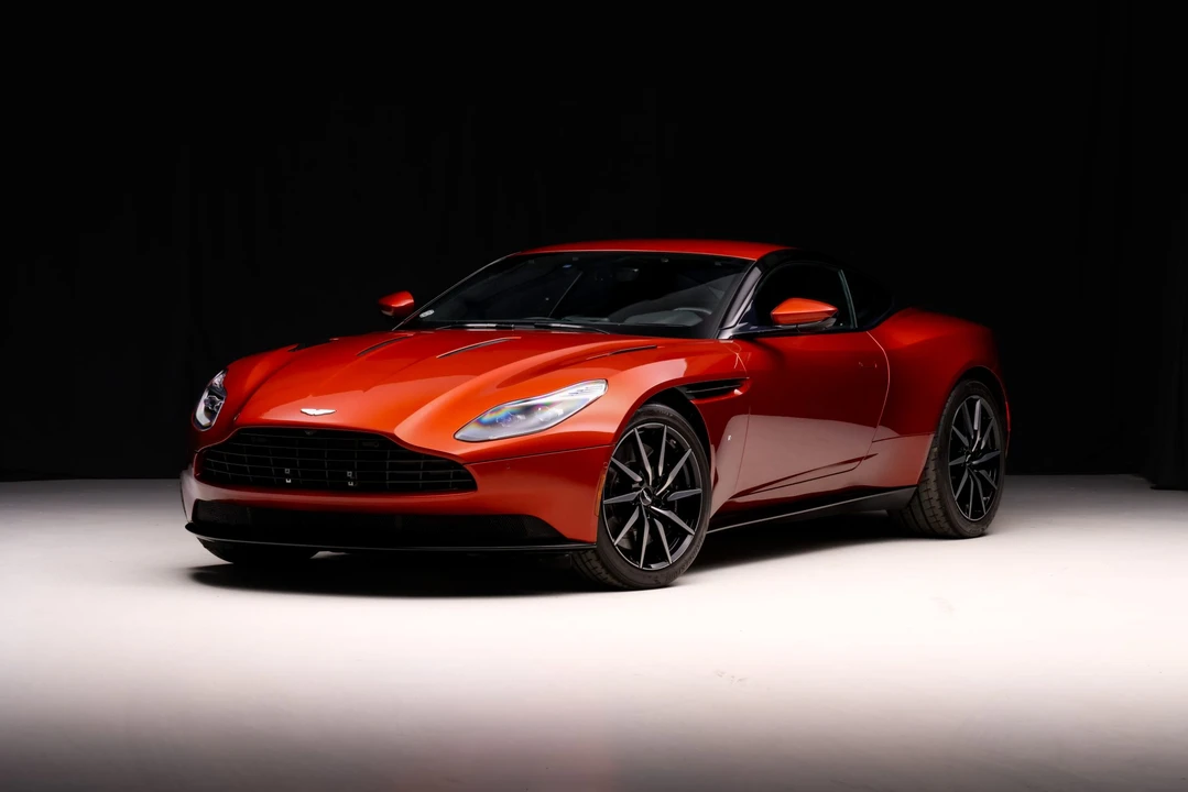 2017 Aston Martin DB11 V12 - Image 3 of 31