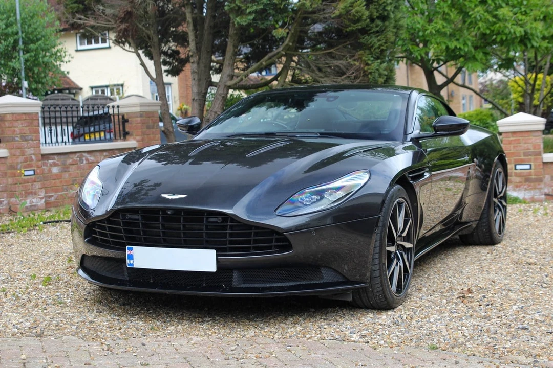 2017 Aston Martin DB11 V12 - Image 12 of 31