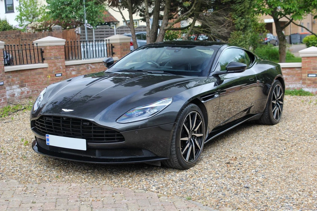 2017 Aston Martin DB11 V12 - Image 16 of 31