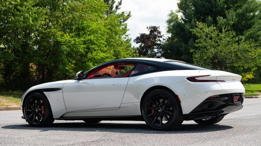 2017 Aston Martin DB11 V12 - Image 3 of 31
