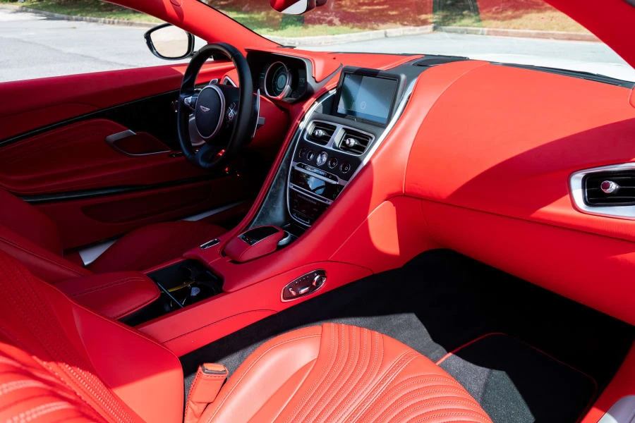 2017 Aston Martin DB11 V12 - Image 5 of 31