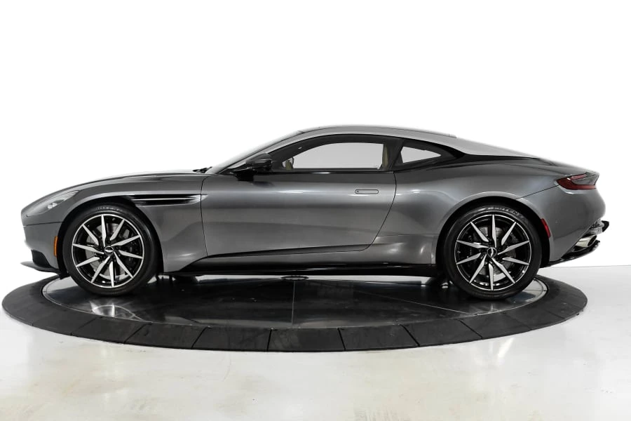 2017 Aston Martin DB11 V12 - Image 2 of 11