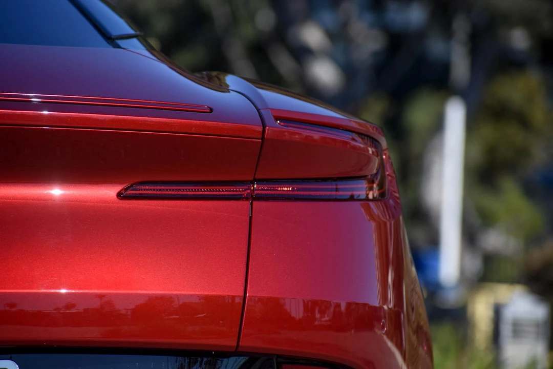 2017 Aston Martin DB11 V12 - Image 29 of 31