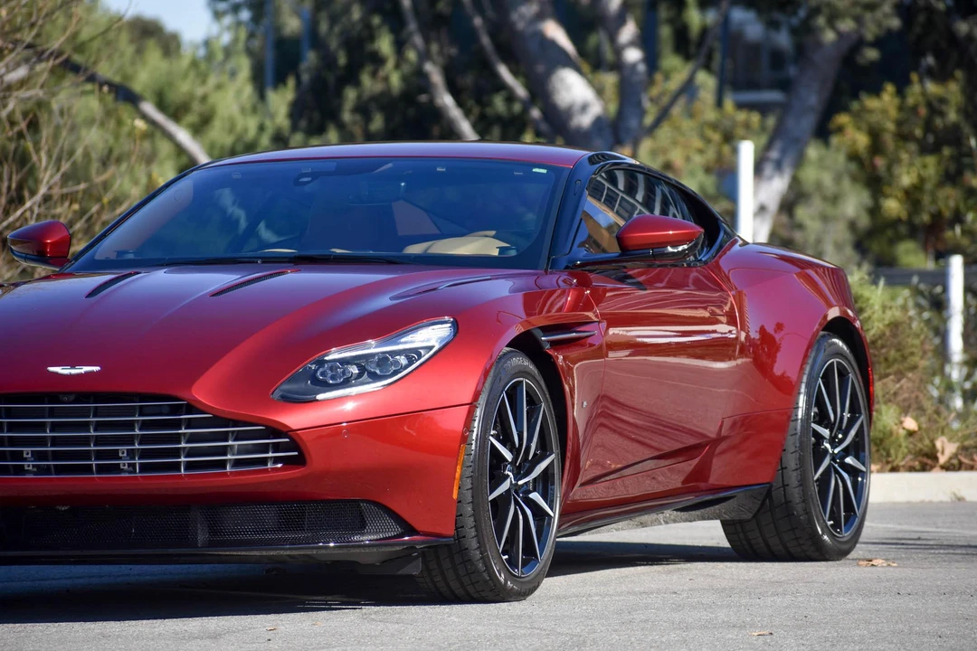 2017 Aston Martin DB11 V12 - Image 24 of 31