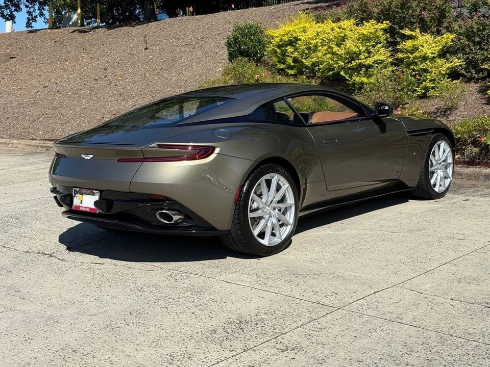 2017 Aston Martin DB11 V12 - Image 19 of 21