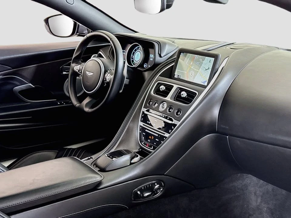 2017 Aston Martin DB11 V12 - Image 5 of 5