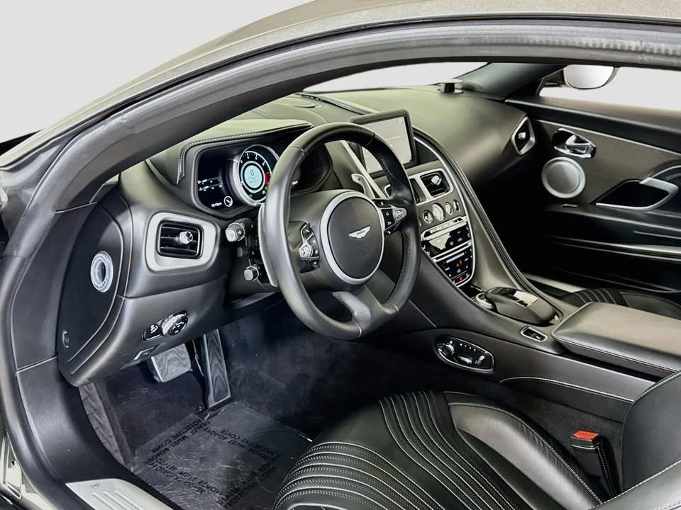2017 Aston Martin DB11 V12 - Image 3 of 5