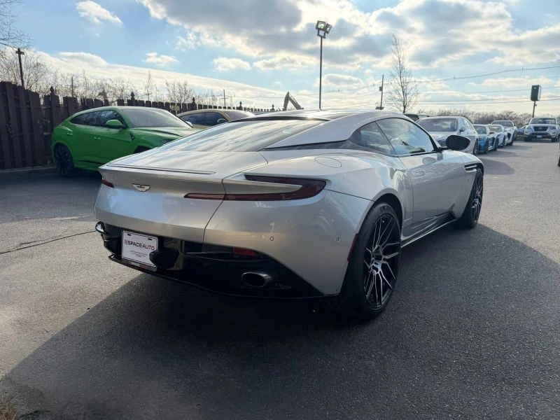 2017 Aston Martin DB11 V12 - Image 6 of 12