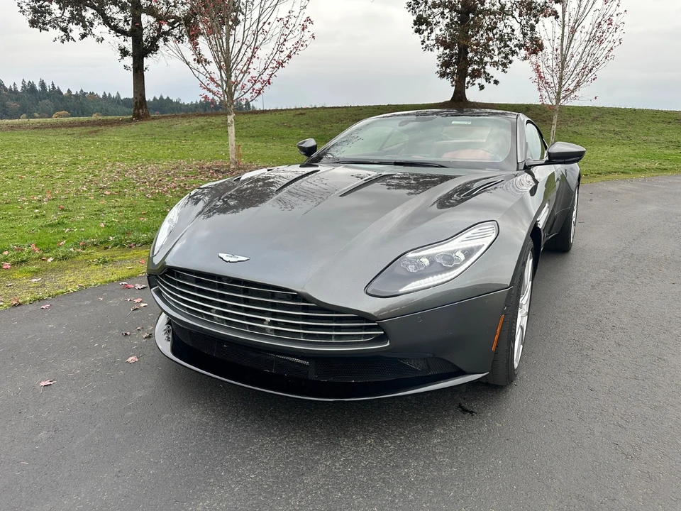 2017 Aston Martin DB11 - Image 4 of 8
