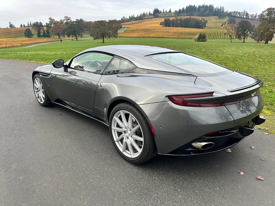 2017 Aston Martin DB11 - Image 6 of 8
