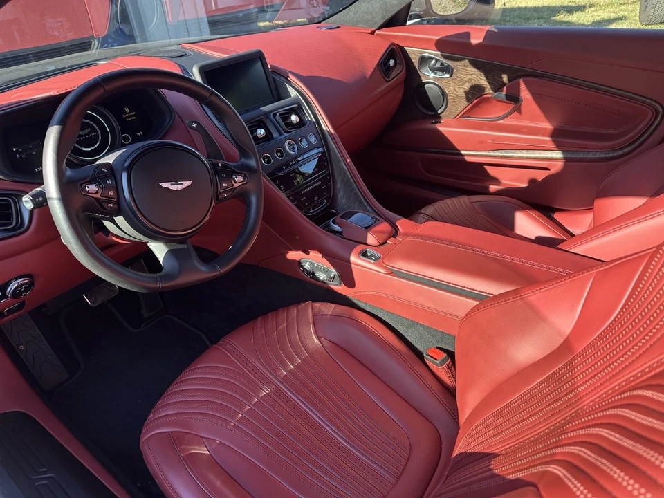 2017 Aston Martin DB11 - Image 7 of 11