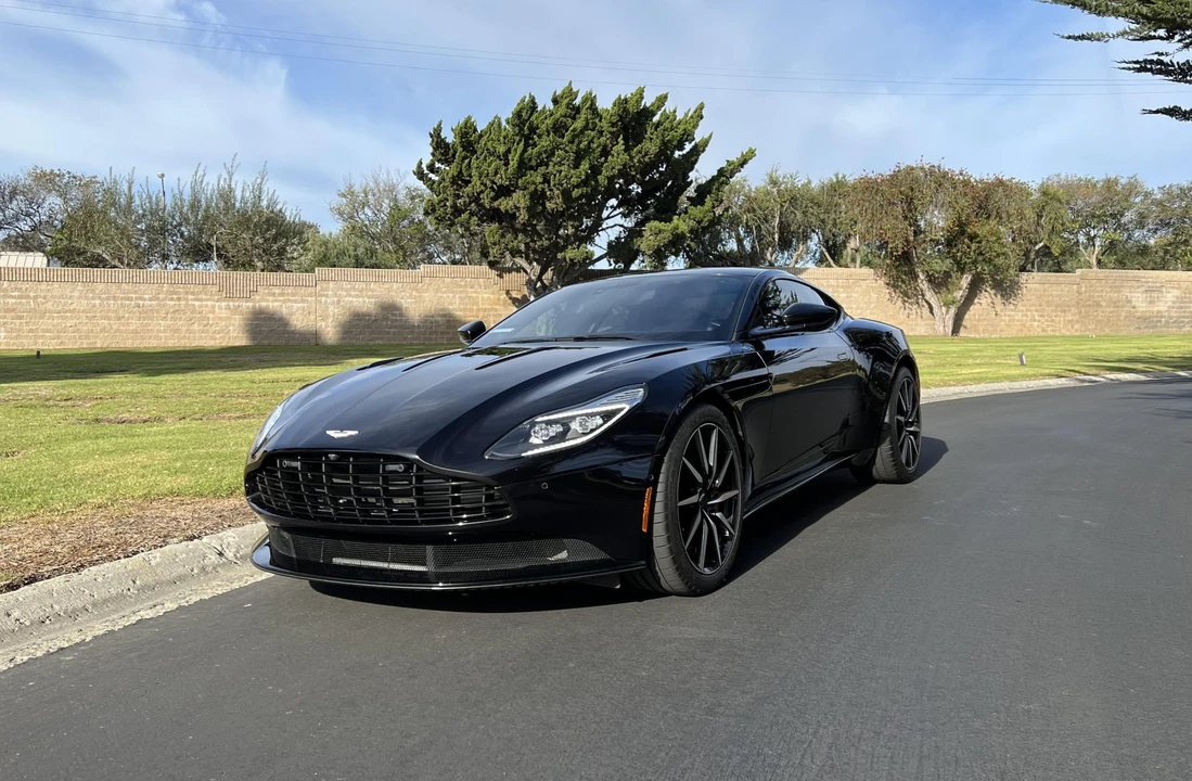 2017 Aston Martin DB11 - Image 4 of 31