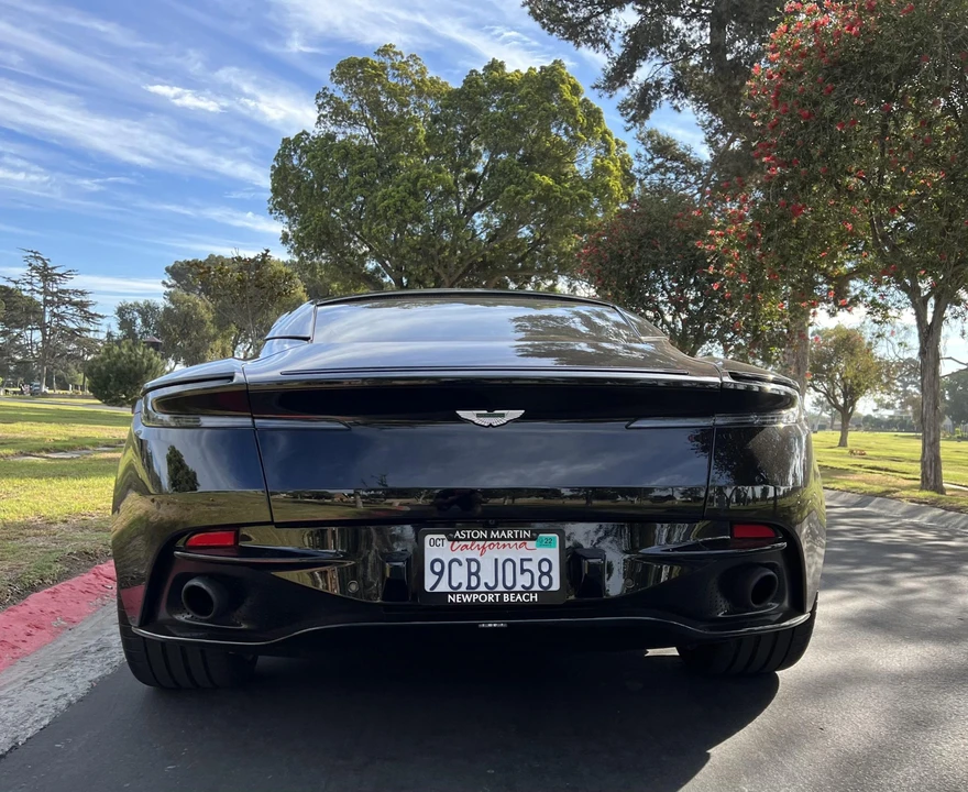 2017 Aston Martin DB11 - Image 17 of 31