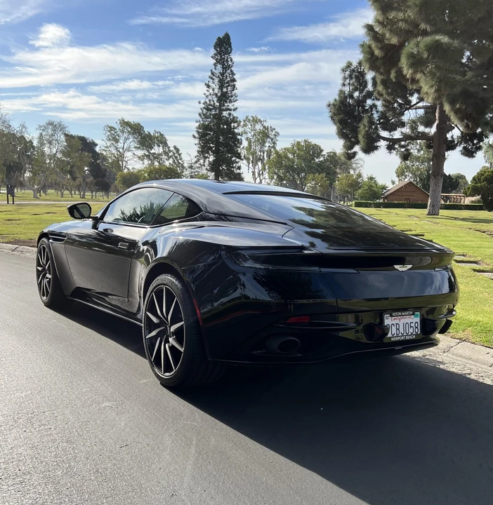 2017 Aston Martin DB11 - Image 11 of 31