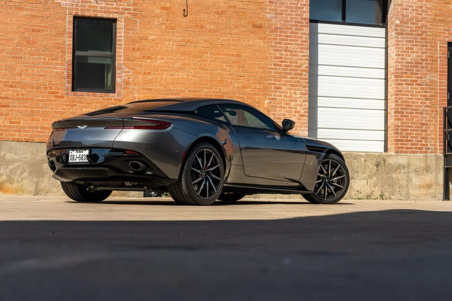 2017 Aston Martin DB11 - Image 3 of 31