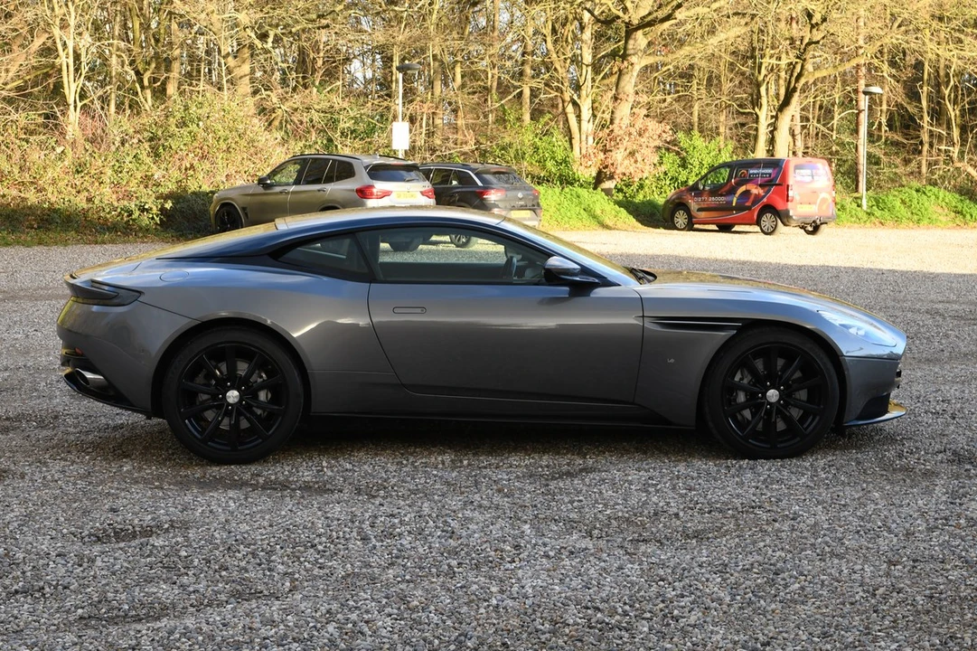 2017 Aston Martin DB11 V12 - Image 15 of 30
