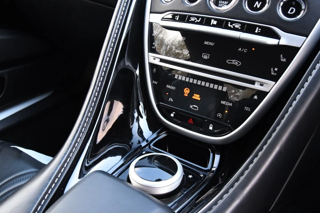 2017 Aston Martin DB11 V12 - Image 4 of 30