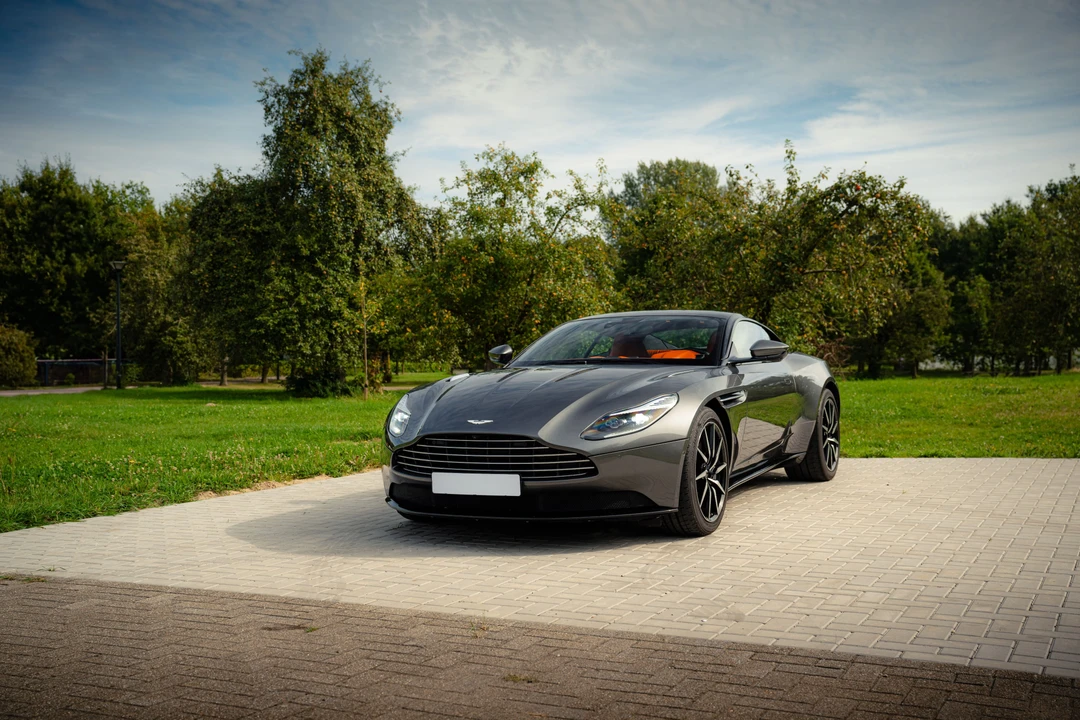 2017 Aston Martin DB11 V12 - Image 6 of 31
