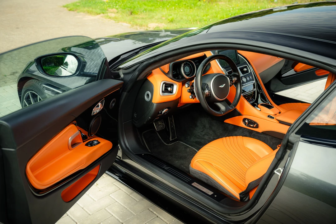 2017 Aston Martin DB11 V12 - Image 18 of 31