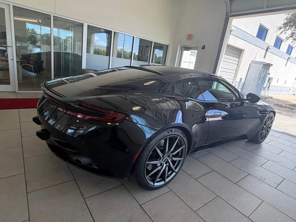 2017 Aston Martin DB11 V12 - Image 2 of 5