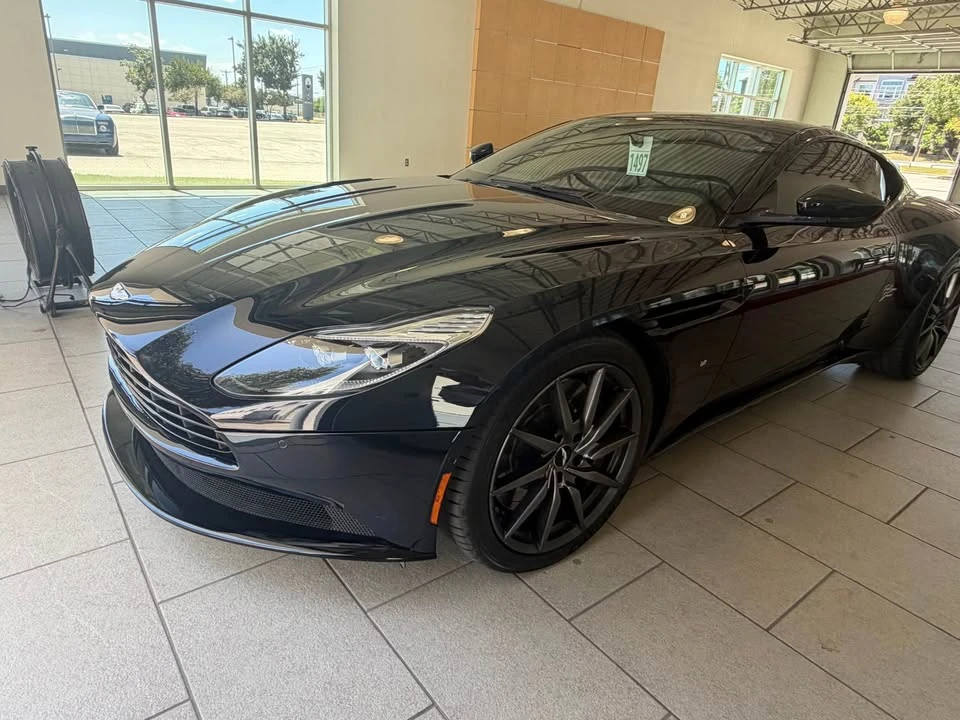 2017 Aston Martin DB11 V12 - Image 5 of 5
