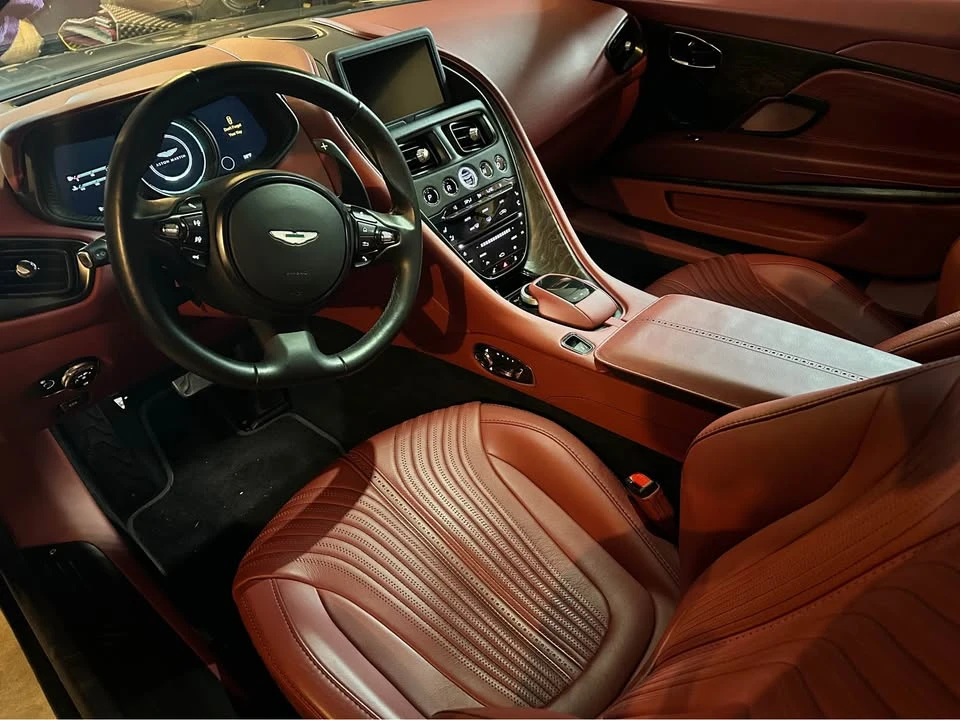 2017 Aston Martin DB11 V12 - Image 9 of 9
