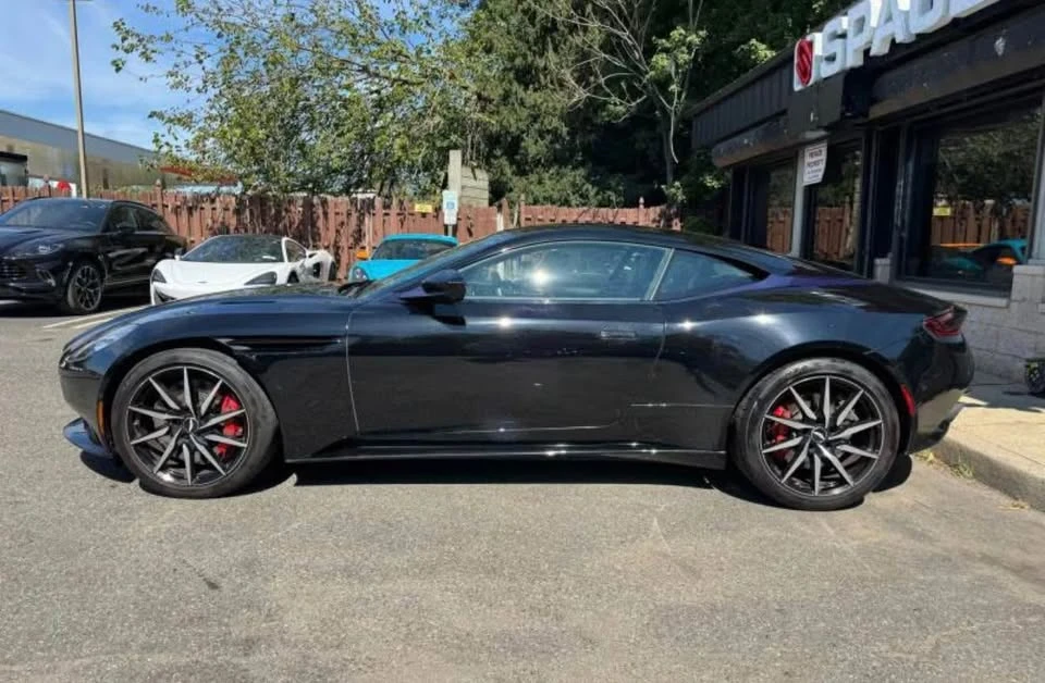2017 Aston Martin DB11 V12 - Image 4 of 10