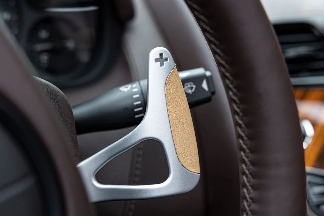 2017 Aston Martin DB9 - Image 24 of 31