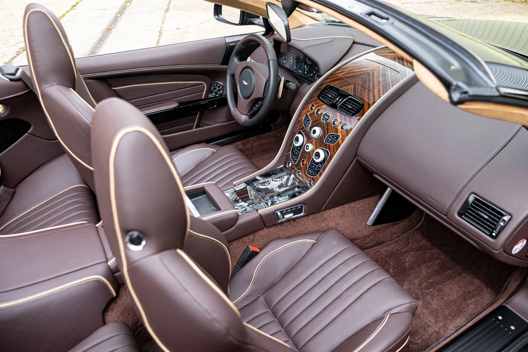 2017 Aston Martin DB9 - Image 18 of 31
