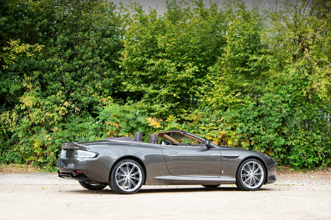 2017 Aston Martin DB9 - Image 12 of 31