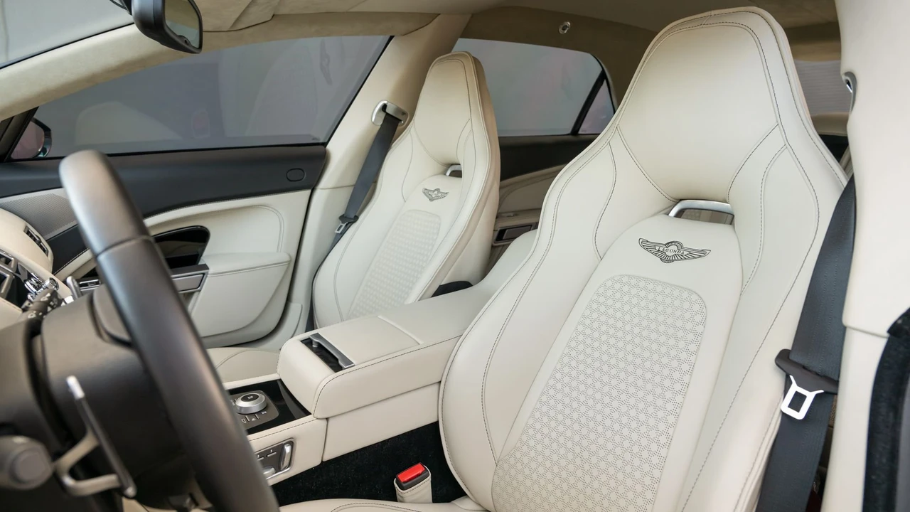 2017 Aston Martin Lagonda - Image 13 of 31