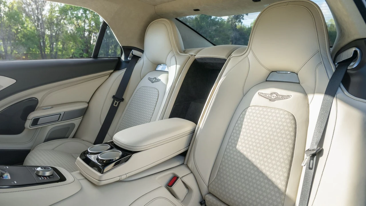 2017 Aston Martin Lagonda - Image 8 of 31
