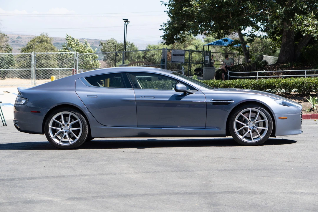 2017 Aston Martin Rapide - Image 7 of 31