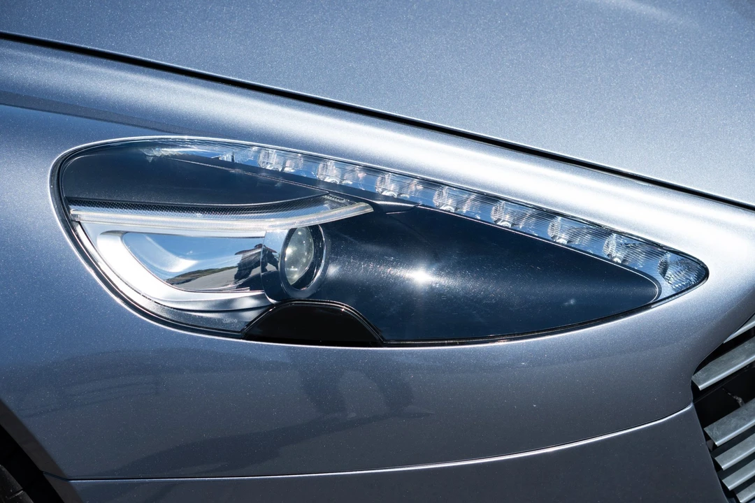 2017 Aston Martin Rapide - Image 17 of 31