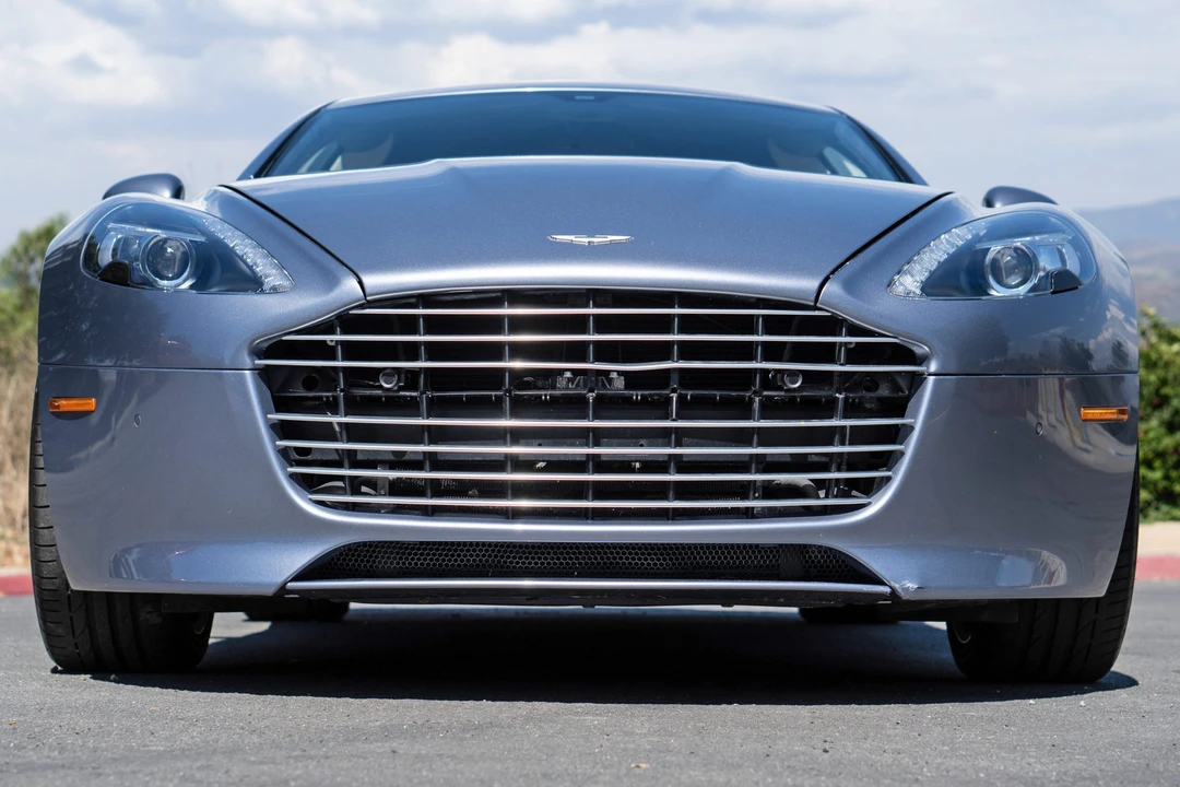 2017 Aston Martin Rapide - Image 11 of 31