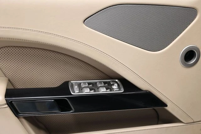 2017 Aston Martin Rapide - Image 10 of 12