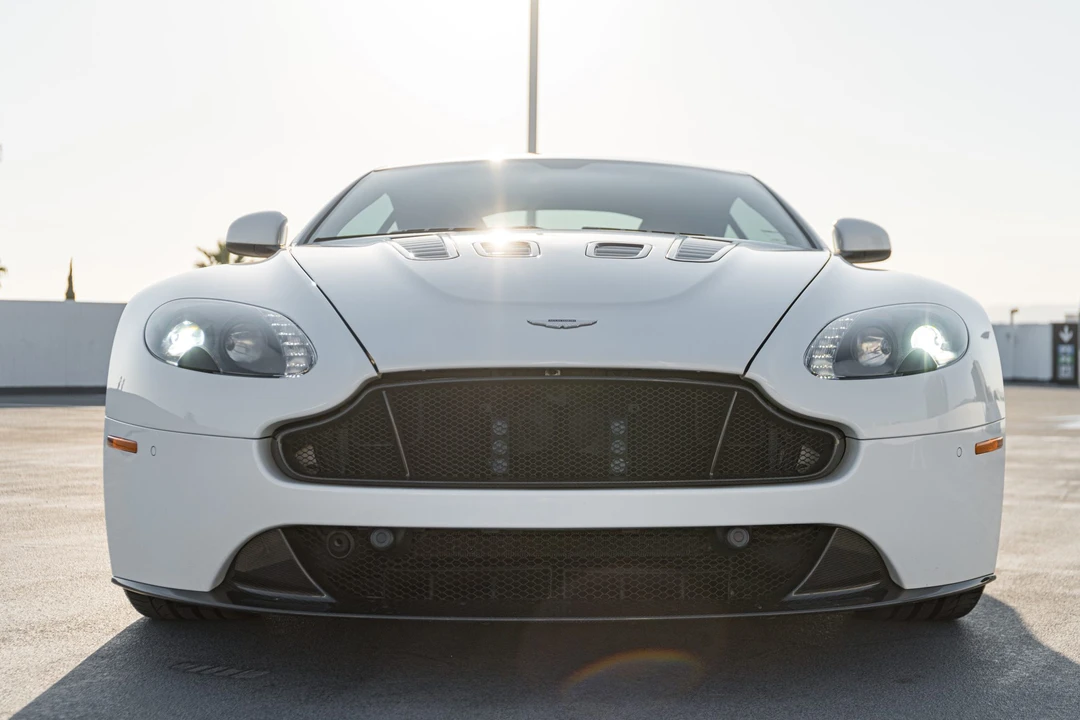 2017 Aston Martin V12 Vantage (2010-2018) - Image 17 of 31