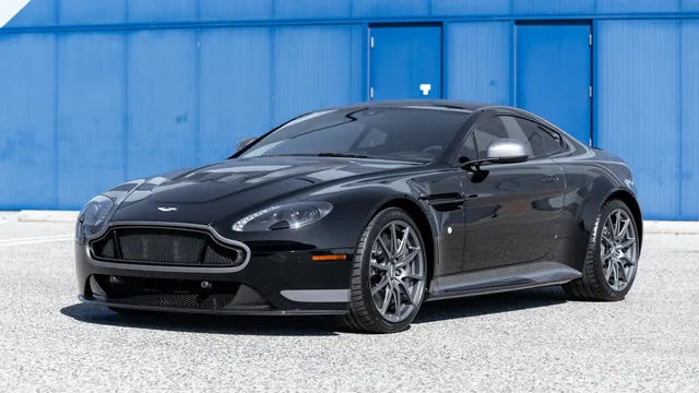 2017 Aston Martin V12 Vantage S Coupe