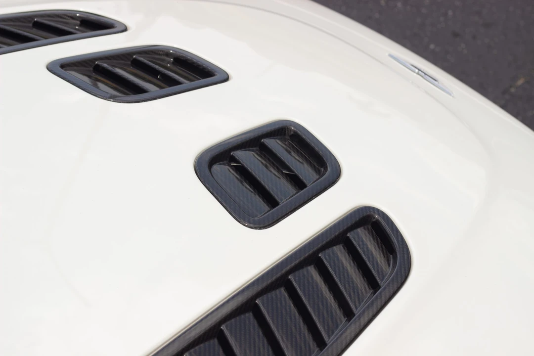 2017 Aston Martin V12 Vantage (2010-2018) - Image 19 of 31