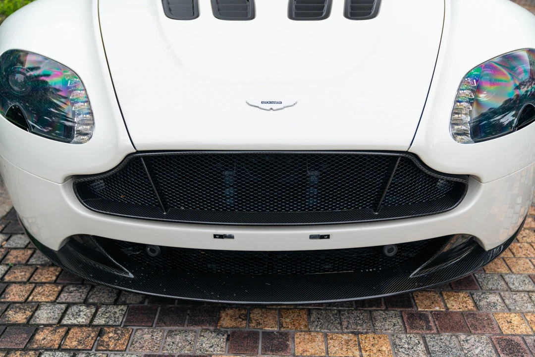 2017 Aston Martin V12 Vantage (2010-2018) - Image 12 of 21