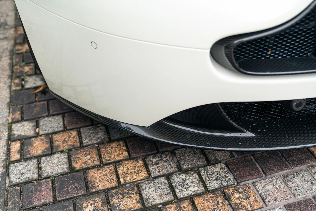 2017 Aston Martin V12 Vantage (2010-2018) - Image 14 of 21