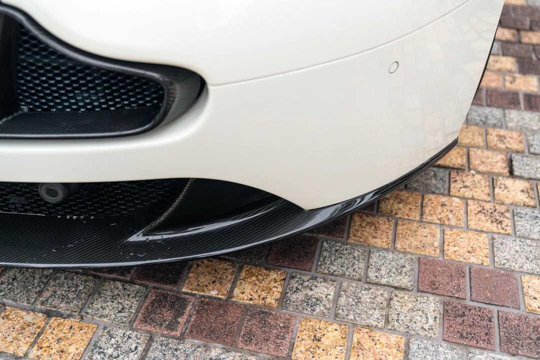 2017 Aston Martin V12 Vantage (2010-2018) - Image 15 of 21