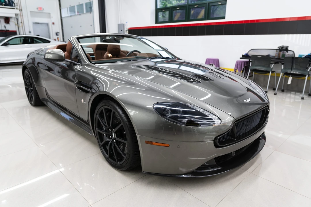 2017 Aston Martin V12 Vantage (2010-2018) - Image 23 of 31