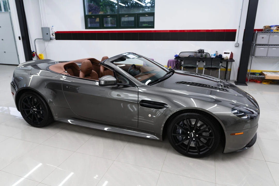 2017 Aston Martin V12 Vantage (2010-2018) - Image 22 of 31