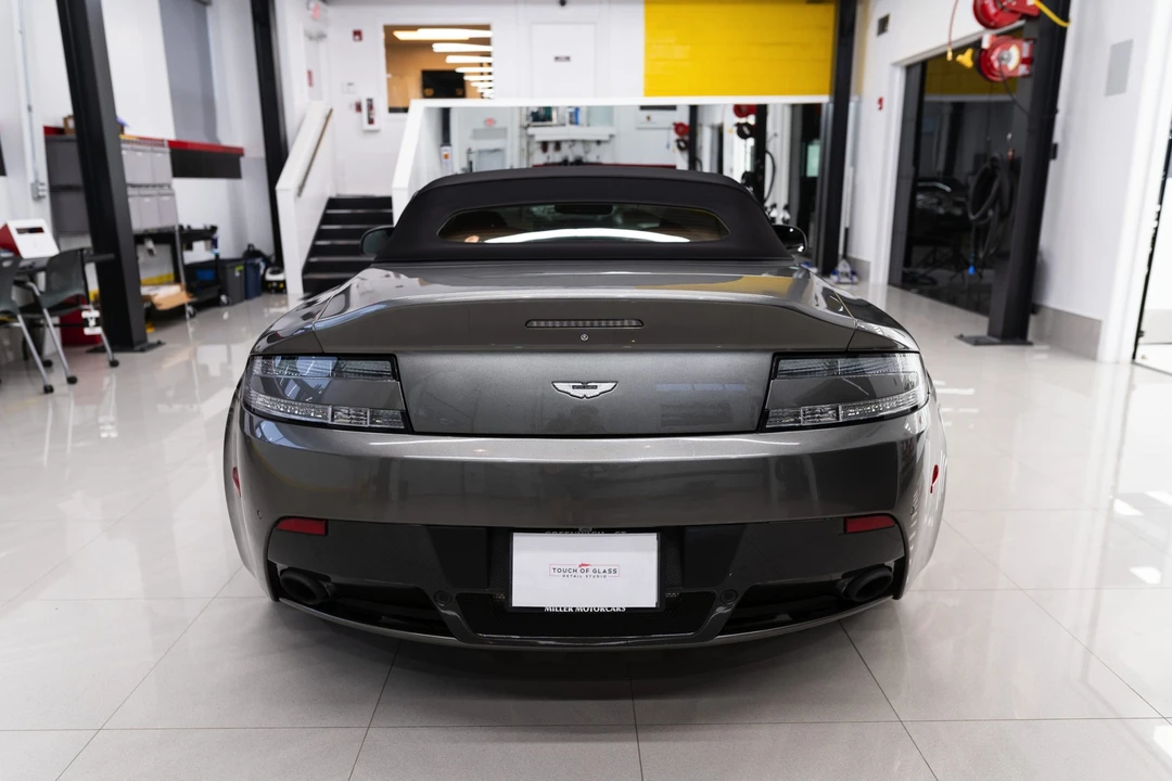 2017 Aston Martin V12 Vantage (2010-2018) - Image 15 of 31