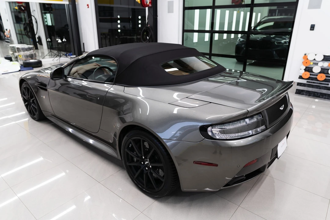 2017 Aston Martin V12 Vantage (2010-2018) - Image 11 of 31