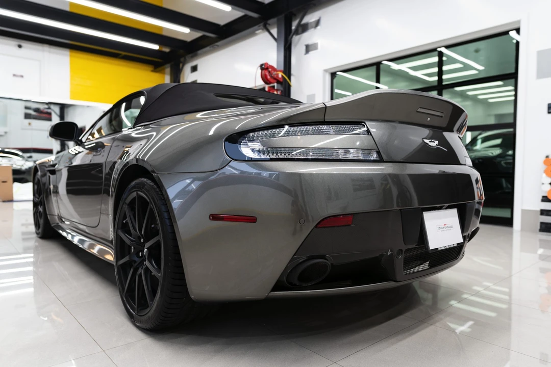 2017 Aston Martin V12 Vantage (2010-2018) - Image 13 of 31
